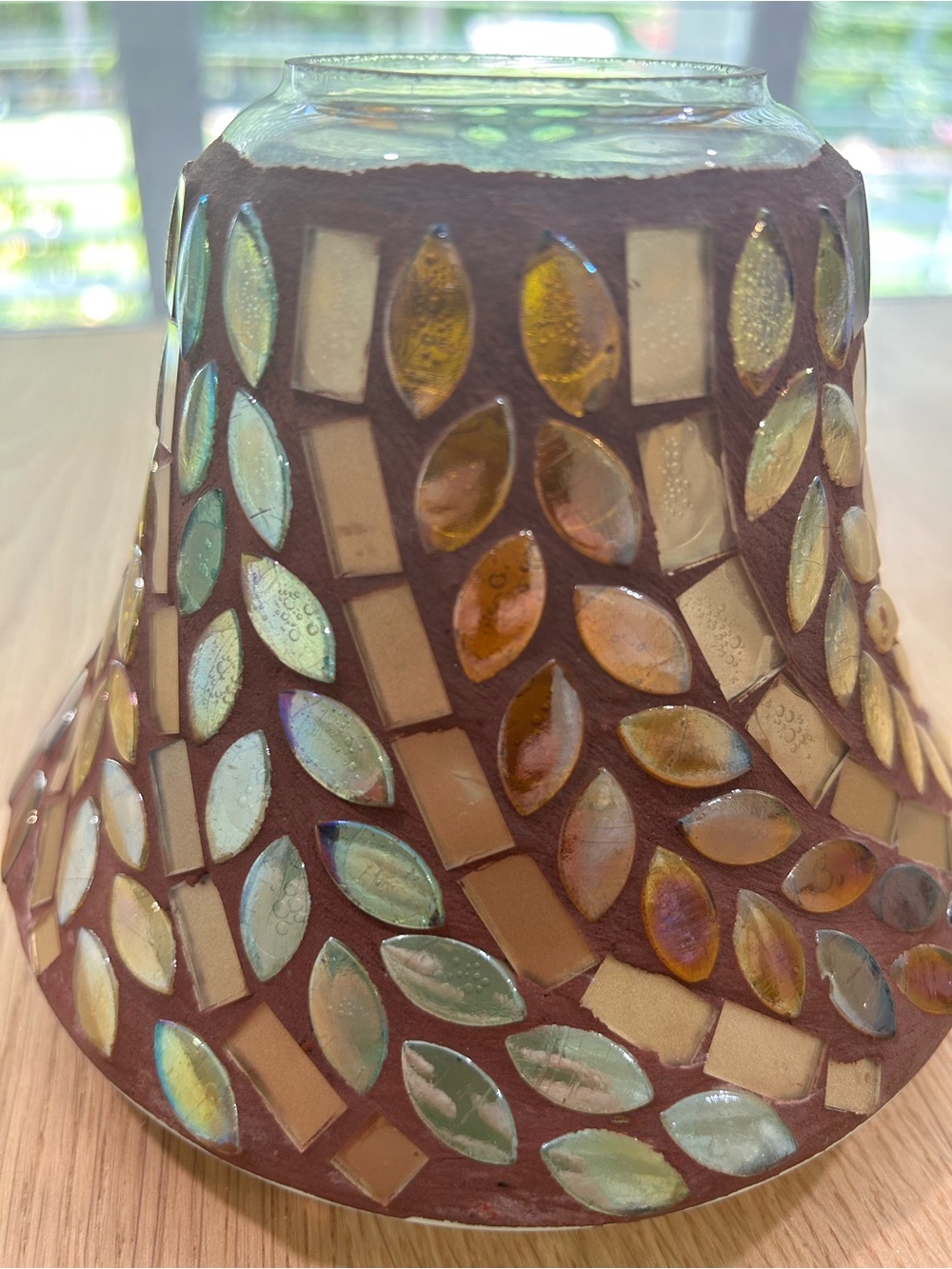 Yankee Candle Mosaic Glass Leaf Lamp Shade fits large candle - Picture 4 of 6